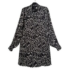 Essentiel Antwerp Astatic Pleated Mock‎ Neck Bishop Sleeve Dress Black White 40